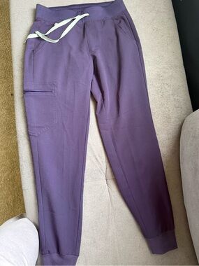 Figs Women'sPurple Jogger Pants with White Drawstring